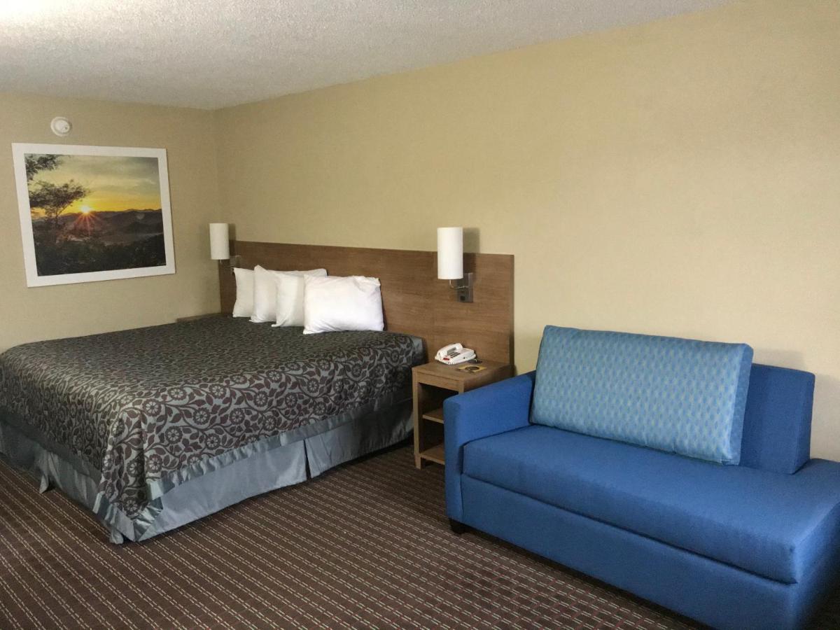 Days Inn By Wyndham Lexington-Columbia Ngoại thất bức ảnh