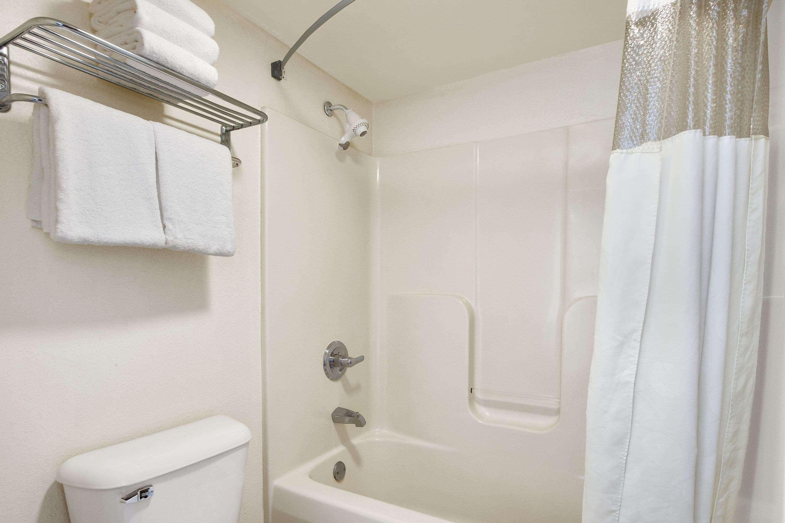 Days Inn By Wyndham Lexington-Columbia Ngoại thất bức ảnh