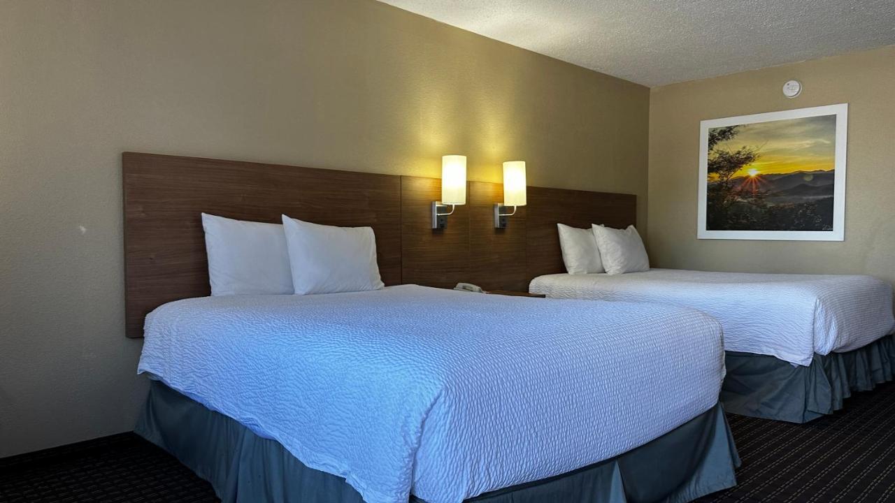 Days Inn By Wyndham Lexington-Columbia Ngoại thất bức ảnh