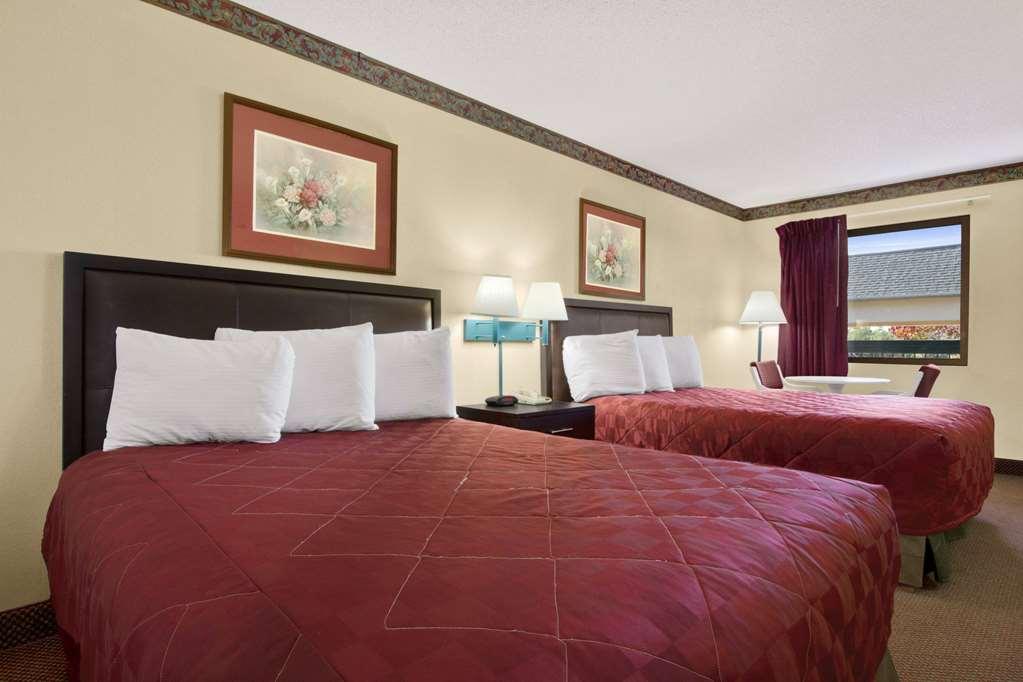 Days Inn By Wyndham Lexington-Columbia Phòng bức ảnh